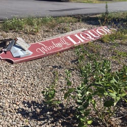 Windmill Wine & Spirits - The Olde Windmill Liquors sign.  Americana!