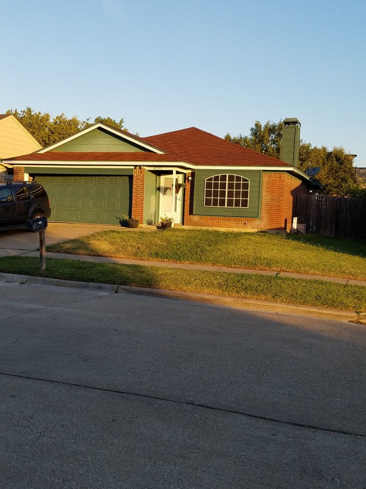 Slide of A2Z Roofing