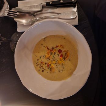 L'Office - Bisque with mussles - French Near Me - Paris, 75