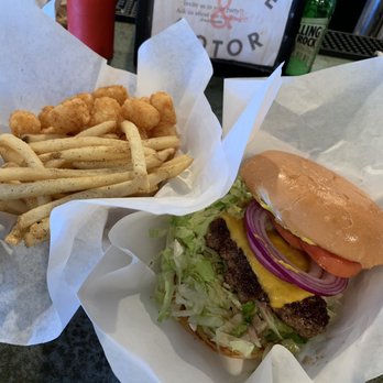 Maple and Motor - Burgers Near Me - Dallas, Texas Maple and Motor - Burgers Near Me - Dallas, Texas