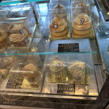 Sugar and Scribe - Individually boxed mini cakes - Bakeries Near Me - La Jolla, California Sugar and Scribe - Individually boxed mini cakes - Bakeries Near Me - La Jolla, California