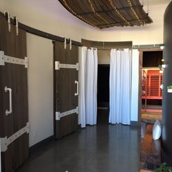 Sisu Sauna Studio - Main hall.