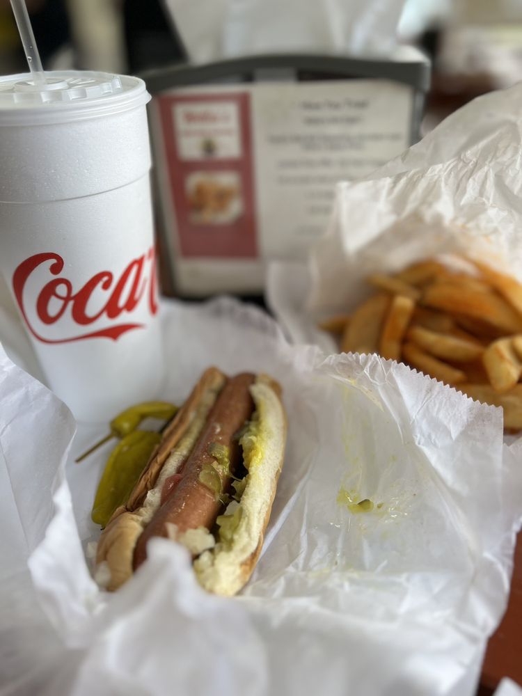 Food from Willie's Wee-Nee Wagon