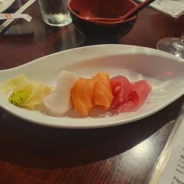 Sashimi appetizer