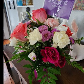 Spring Garden Flower Shop - Florists Near Me - San Antonio, Texas