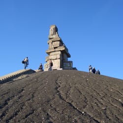 Halde Rheinelbe und Himmelstreppe