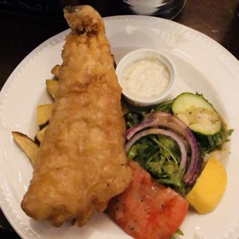 The Horse and Stables - Fish and chips - Pubs Near Me - London, XGL