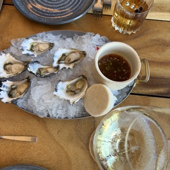 6HEAD - Oysters - Venues & Event Spaces Near Me - Sydney, NSW