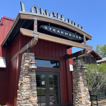 LongHorn Steakhouse - 06/2023 - Steakhouses Near Me - Newington, New Hampshire LongHorn Steakhouse - 06/2023 - Steakhouses Near Me - Newington, New Hampshire