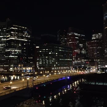 Lookout Rooftop - Rooftop bar view - Bars Near Me - Boston, Massachusetts