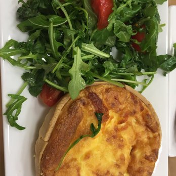La Parisienne Bakery - Quiche and salad - Bakeries Near Me - North Miami Beach, Florida