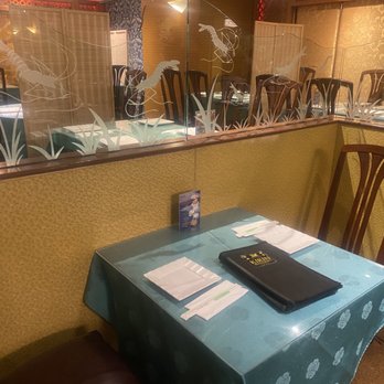 Kirin Restaurant - Sitting - Seafood Near Me - Honolulu, Hawaii Kirin Restaurant - Sitting - Seafood Near Me - Honolulu, Hawaii