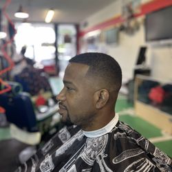 Blitz Barbershop - Medium bald fade w: goatee