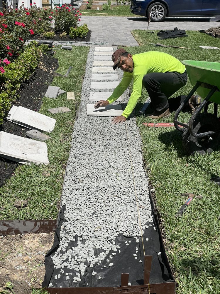 AMIGOS LANDSCAPING 50 Photos Houston, Texas Tree Services Phone