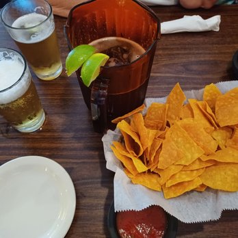 Cantina La Luz - Chips & salsa with Dos Equis, nice start. - Mexican Near Me - Gulf Shores, Alabama Cantina La Luz - Chips & salsa with Dos Equis, nice start. - Mexican Near Me - Gulf Shores, Alabama