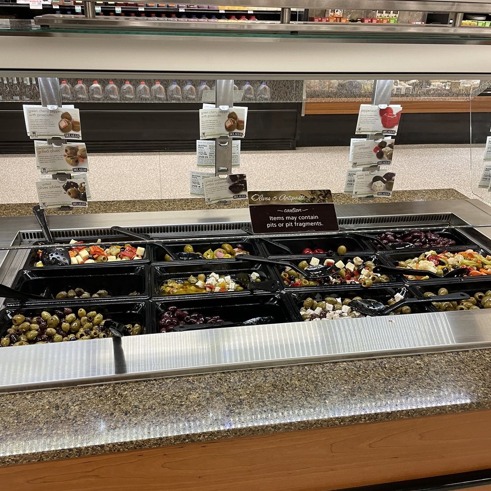 Publix - a display of olives and olives - Grocery Near Me - Midlothian, Virginia