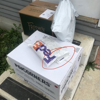 West Chase Shops - Sent item in poorly packaged plastic bag - Home Decor Near Me - Oldsmar, Florida West Chase Shops - Sent item in poorly packaged plastic bag - Home Decor Near Me - Oldsmar, Florida
