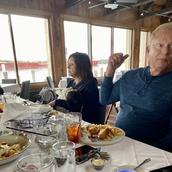 River Crab - Light and bright! - Breakfast & Brunch Near Me - St Clair, Michigan