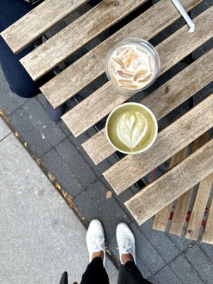 NEO COFFEE BAR BAY X COLLEGE by null