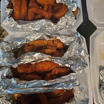 Wing City - spicy Thai, lemon pepper, cajun rub, homestyle and onion rings - Chicken Wings Near Me - Garland, Texas Wing City - spicy Thai, lemon pepper, cajun rub, homestyle and onion rings - Chicken Wings Near Me - Garland, Texas