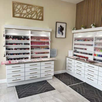 Thyme Nail Spa - Nail Salons Near Me - Columbus, Ohio