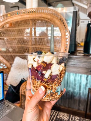 Escape Root Juicery by null