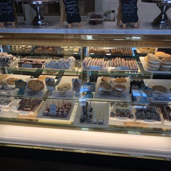 Cake & All Things Yummy - Bakeries Near Me - Kernersville, North Carolina
