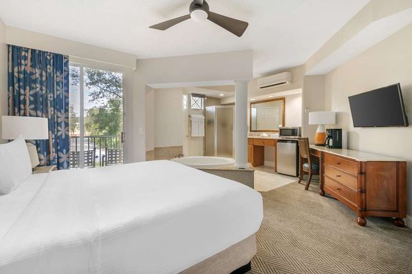 Hilton Vacation Club Cypress Pointe Orlando by null
