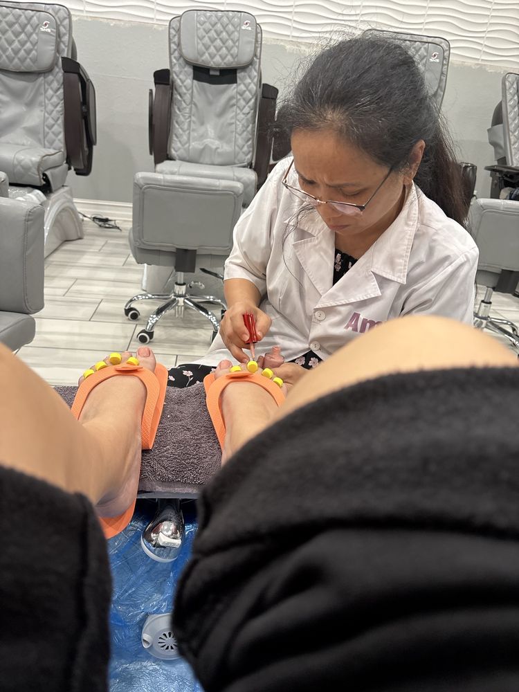 Citrus Nails & Day Spa