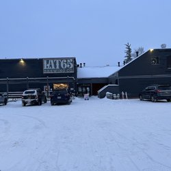Lat 65 Brewing - Outside