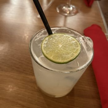 Gordon Ramsay Burger - Margarita - Salad Near Me - Chicago, Illinois