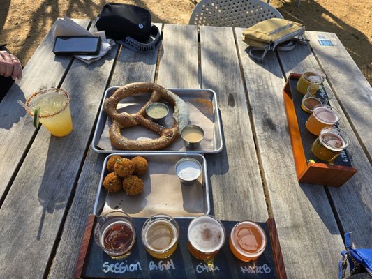 Community Beer Co. Taproom & Restaurant by null