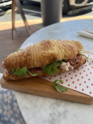 Moi Peruvian Homemade Bakery by null