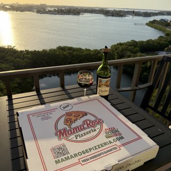 Mama Rose Pizzeria - BBQ 16" PIZZA W\1TOPPING 10 WINGS & LITER SODA - Soup Near Me - Largo, Florida Mama Rose Pizzeria - BBQ 16" PIZZA W\1TOPPING 10 WINGS & LITER SODA - Soup Near Me - Largo, Florida
