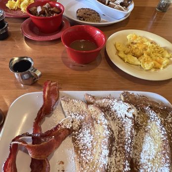 Ruby Sunshine Charlotte Southend - Classic French Toast, Eggs à la carte, French Toast Bites Entree, Breakfast Potatoes - Breakfast & Brunch Near Me - Charlotte, North Carolina