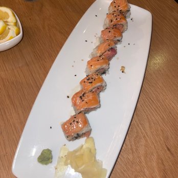 Taisho - Salmon truffle roll - Sushi Bars Near Me - Sherman Oaks, California Taisho - Salmon truffle roll - Sushi Bars Near Me - Sherman Oaks, California