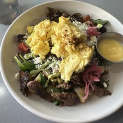 Milo Cafe - Steak and eggs bowl