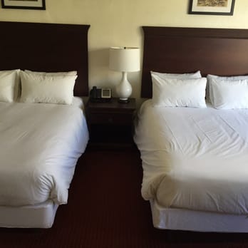 Hotel Atwater - 2 Queen Beds of the family room - Hotels Near Me - Avalon, California Hotel Atwater - 2 Queen Beds of the family room - Hotels Near Me - Avalon, California