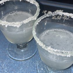 Cloud 9 Lounge - Lemon drop shots with sugar
