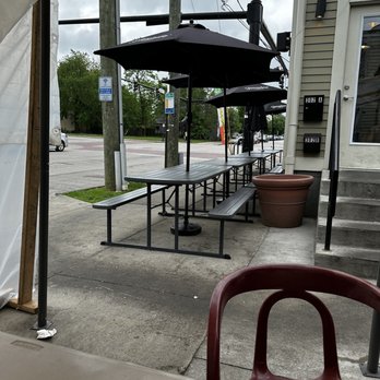 Olla Taqueria Gutierrez - Large outside seating area - Mexican Near Me - Covington, Kentucky Olla Taqueria Gutierrez - Large outside seating area - Mexican Near Me - Covington, Kentucky