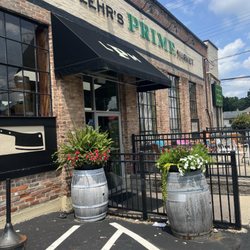 Lehr's Prime Market - Entrance and patio seating