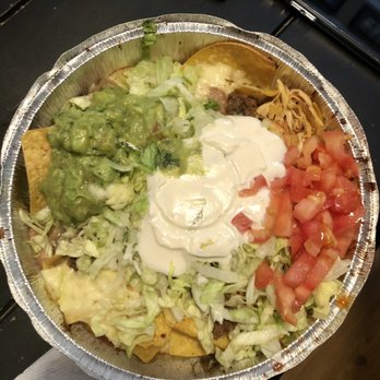 El Puerto - Nachos Supremos - Mexican Near Me - Charlottesville, Virginia