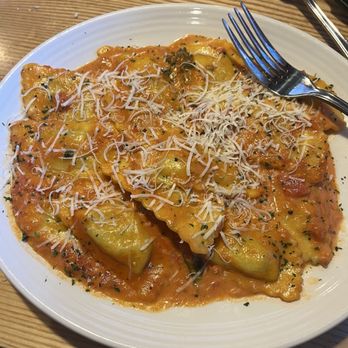 Carrabba's Italian Grill - Mezzaluna - Italian Near Me - Greensboro, North Carolina Carrabba's Italian Grill - Mezzaluna - Italian Near Me - Greensboro, North Carolina