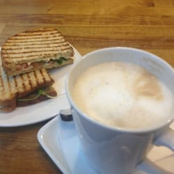Picnic - Latte & Toast