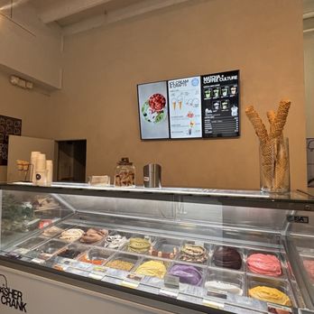 Dasher & Crank - Ice Cream & Frozen Yogurt Near Me - Miami, Florida Dasher & Crank - Ice Cream & Frozen Yogurt Near Me - Miami, Florida