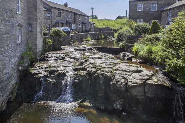YHA Hawes by null