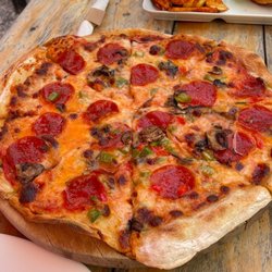 Queen Mamma - Pizza Valentina