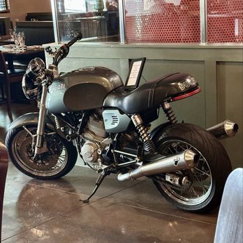 Laura - Decor - Italian Near Me - Summerville, South Carolina Laura - Decor - Italian Near Me - Summerville, South Carolina