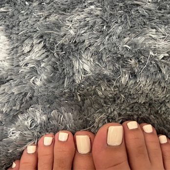 Nguyen Nails Spa - Regular polish pedi. - Nail Salons Near Me - Bellflower, California