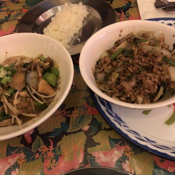 Aroi Mak Mak - Ka pow pork and pad king chicken dishes - Cocktail Bars Near Me - Redlands, California Aroi Mak Mak - Ka pow pork and pad king chicken dishes - Cocktail Bars Near Me - Redlands, California